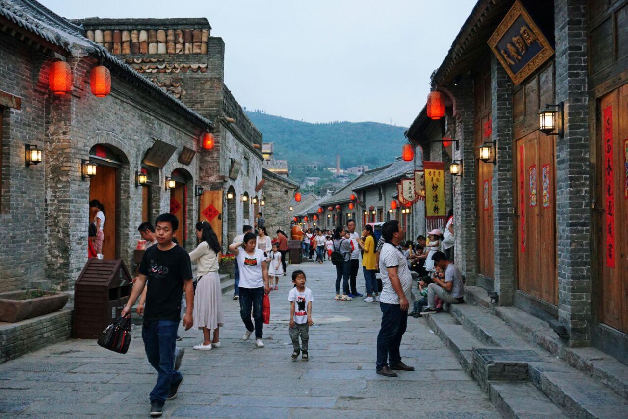 全国团校工作研讨会在京召开